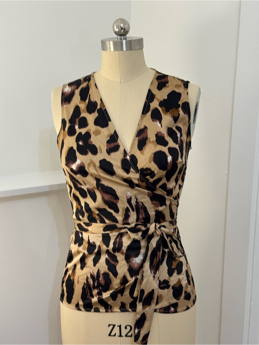 NFD Cheetah Leopard Print Wrap Sleeveless Top